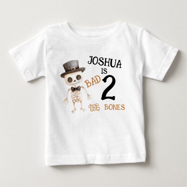 Camiseta Para Bebê Halloween Marrom Ruim Para Os Ossos 2º Aniversário (Frente)