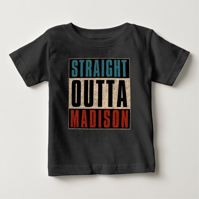 Camiseta Para Bebê Hetero Outta Madison Wisconsin WI (Frente)