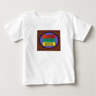 Camiseta Para Bebê Histórico Preto do Bebê/Bebê Mês