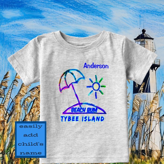 Camiseta Para Bebê Ilha do Tybee Gelado Gelado Pintura Praia Guarda-c (TYBEE Beach Bum with name. Adorable fun vacation souvenir.)
