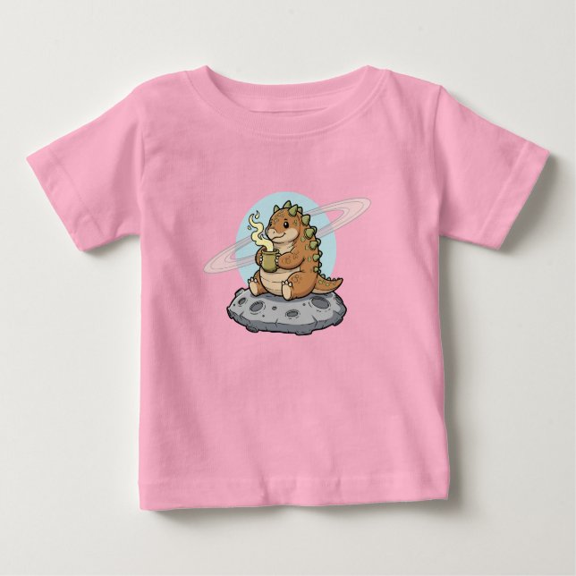 Camiseta Para Bebê Ilustração de Café Espaço Dinossauro Fofo (Frente)