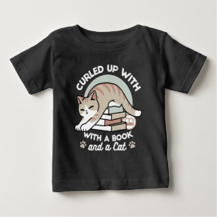 Camiseta Para Bebê Ilustração de Gato do Livro ao Longo - Enrolada e 