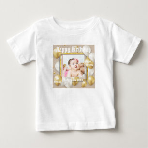 Camiseta Para Bebê Imagem de texto de aniversário em Jersey Fino para