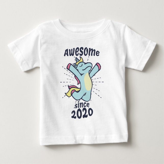 Camiseta Para Bebê Incrível desde 2020 - Aniversário de criança Unico (Frente)