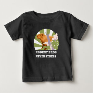 Camiseta Para Bebê Irmãos Roedores Nunca Estrese Capivara