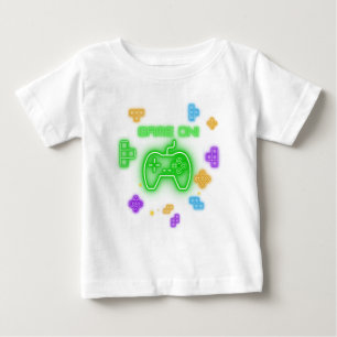 Camiseta Para Bebê Jogo em T-Shirt de jogador verde, azul e amarelo n