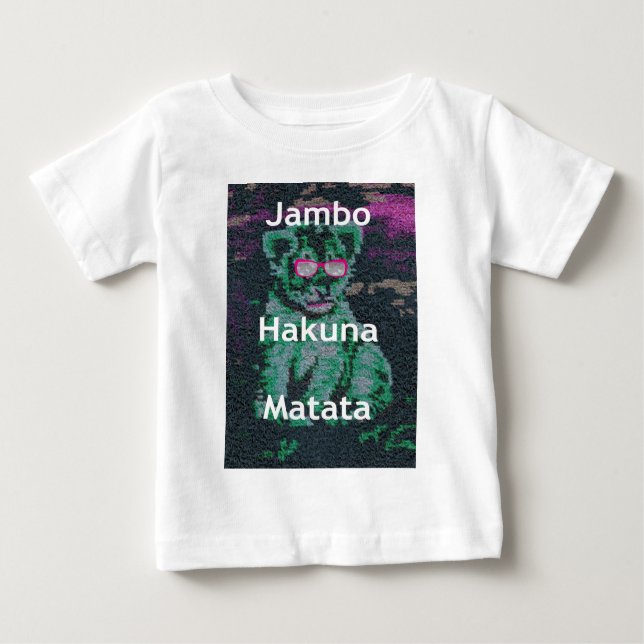 Camiseta Para Bebê Leão Verde com Óculos Rosa "Hakuna Matata" Arte (Frente)