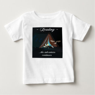 Camiseta Para Bebê Lendo, a aventura continua
