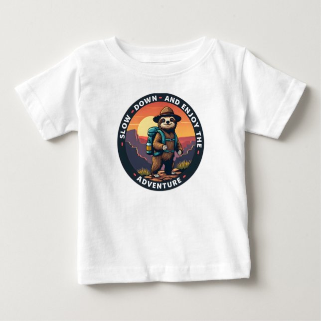 Camiseta Para Bebê Lenta e desfruta da aventura (Frente)