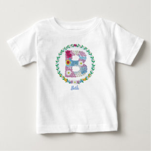 Camiseta Para Bebê Letras de Flor Iniciais "B" com Nome Personalizado