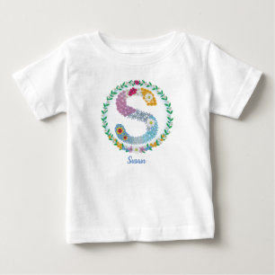 Camiseta Para Bebê Letras Flores Iniciais "S" com Nome Personalizado