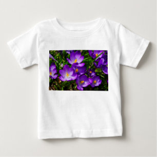 Camiseta Para Bebê Lilac Crocuses