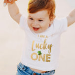 Camiseta Para Bebê Lucky One Dia de São Patrício T Shirt Toddler Baby<br><div class="desc">Europeia: Um complemento perfeito para a sua festa de aniversário! Sorte Um Dia de São Patrício Primeiro Tema De Aniversário.</div>