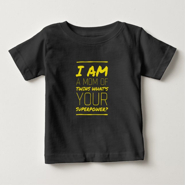 Camiseta Para Bebê Mãe de gêmeos super-poderosos engraçados dia de as (Frente)