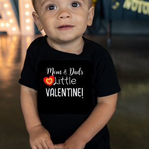 Camiseta Para Bebê Mãe e Pai Coração Dourado Vermelho e Bonito Namora