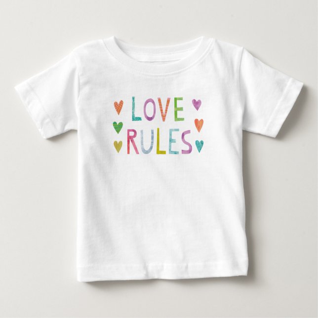 Camiseta Para Bebê Magic Love Rules with Hearts (Frente)
