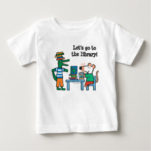 Camiseta Para Bebê Maisy e os amigos apreciam a biblioteca