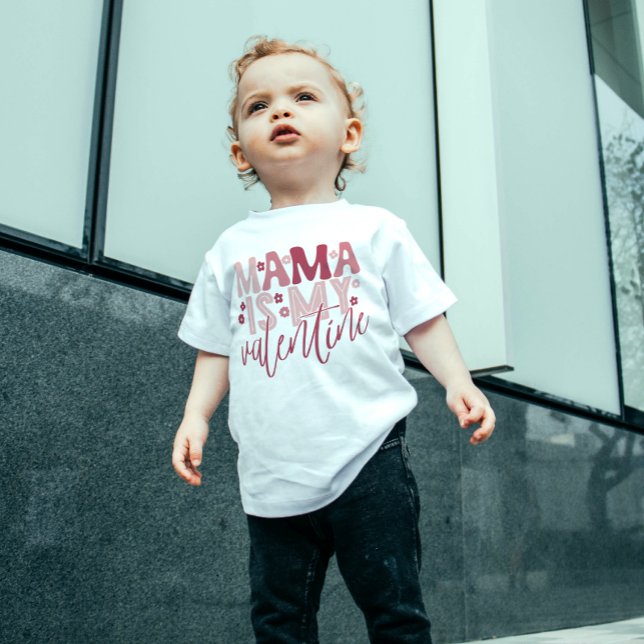 Camiseta Para Bebê Mamãe é minha Dia de os namorados Baby T-Shirt (Criador carregado)