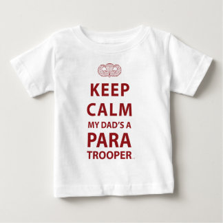 CAMISETA PARA BEBÊ MANTENHA A CALMA QUE MEU PAI É UM PARAMILITAR
