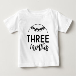 Camiseta Para Bebê Marco de Beisebol de Três Meses -