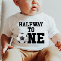 Meio Caminho Para Uma Bola De Futebol Meio Anivers