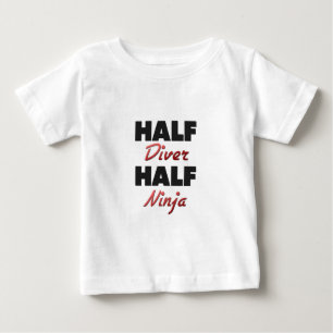 Camiseta Para Bebê Meio mergulhador meio Ninja