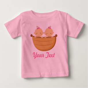 Camiseta Para Bebê Meninas gêmeas personalizadas em um barco