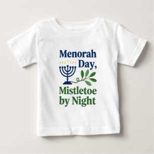 Camiseta Para Bebê Menorá de Dia Visgo À Noite Christmukkah Judeu