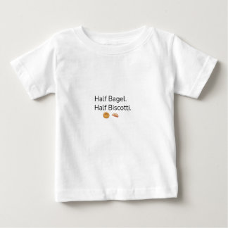 Camiseta Para Bebê Metade Bagel. Metade Biscotti. Bebê Juditaliano En
