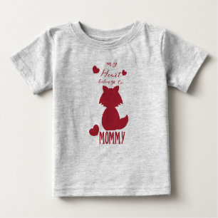 Camiseta Para Bebê Meu Coração Pertence à Dia de os namorados da Mamã