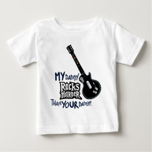 Camiseta Para Bebê Meu pai BALANÇA MAIS DURAMENTE do que seu pai!