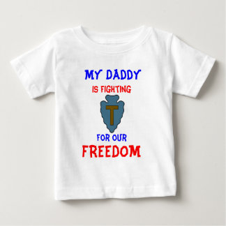 Camiseta Para Bebê Meu pai ESTÁ LUTANDO por NOSSA LIBERDADE