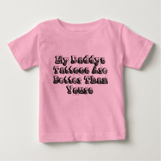 Camiseta Para Bebê Meus Amigos Tatuam Melhor Que O Seu