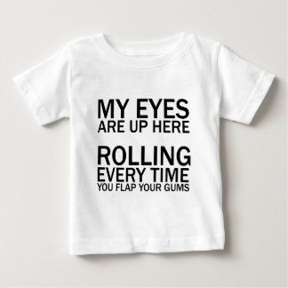 CAMISETA PARA BEBÊ MEUS OLHOS ESTÃO AQUI... REVIRANDO TODA VEZ QUE VO