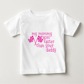 Camiseta Para Bebê Minha Mamãe É Mais Rápida Que Seu Pai