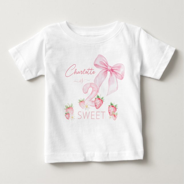 Camiseta Para Bebê Morangos Rosas Fofos 2 Dois Doce Aniversário de 2  (Frente)