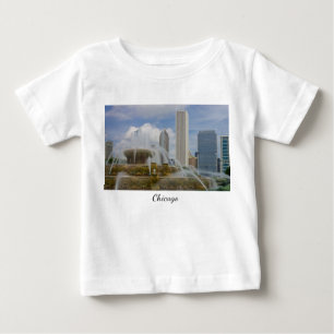 Camiseta Para Bebê Na Fonte Buckingham