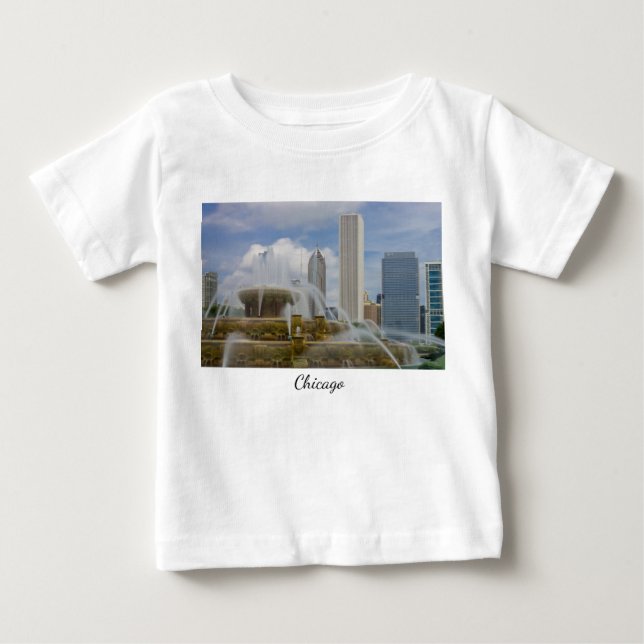 Camiseta Para Bebê Na Fonte Buckingham (Frente)