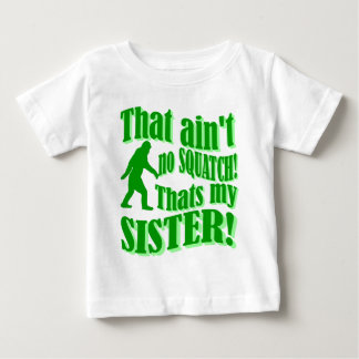 Camiseta Para Bebê Não é nada que é a minha irmã