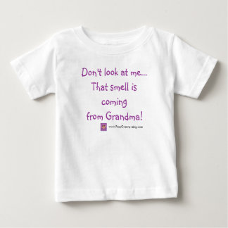 Camiseta Para Bebê Não me olhe… que esse cheiro está vindo de…