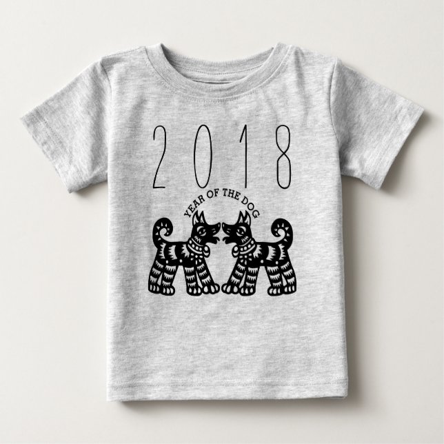 Camiseta Para Bebê Nascer no Ano da Terra do Cão 2018 Bebê Tee (Frente)
