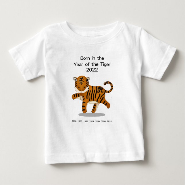 Camiseta Para Bebê Nascido no Ano do Tigre 2022 Zodíaco Chinês (Frente)