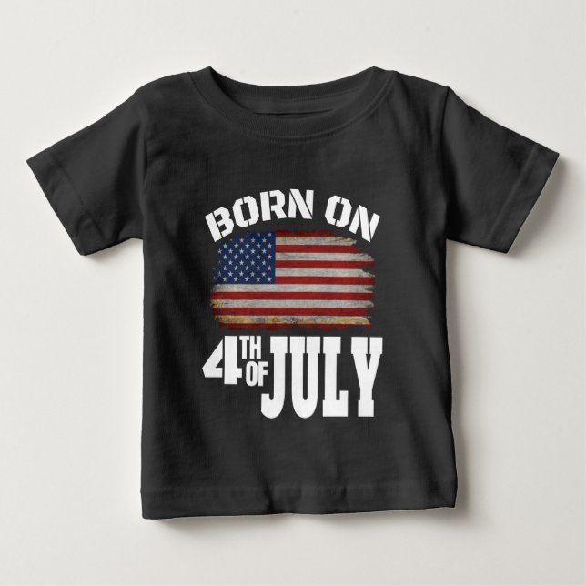 CAMISETA PARA BEBÊ NASCIDO NO DIA 4 DE JULHO  (Frente)