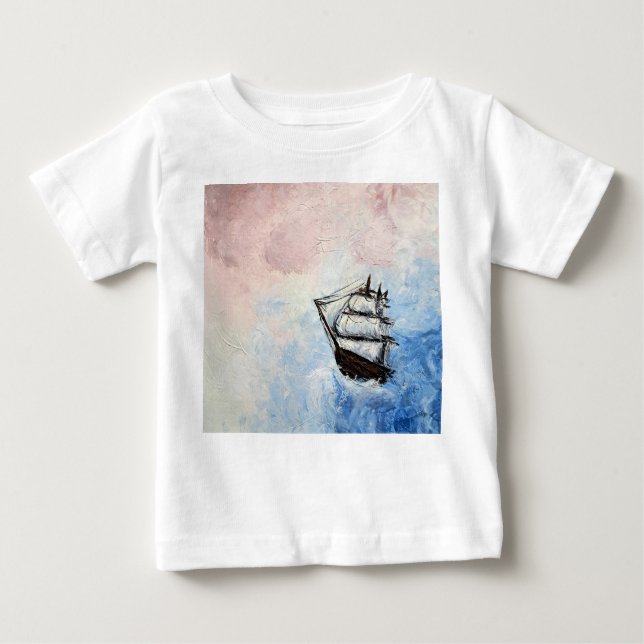 Camiseta Para Bebê Navio no mistério das nuvens borda ondas marítimas (Frente)