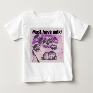 Camiseta Para Bebê Need Milk