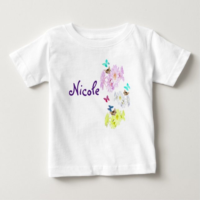 Camiseta Para Bebê Nicole, Nome Com Kittens, (Frente)