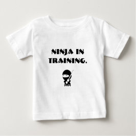 Camiseta Para Bebê Ninja em treinamento
