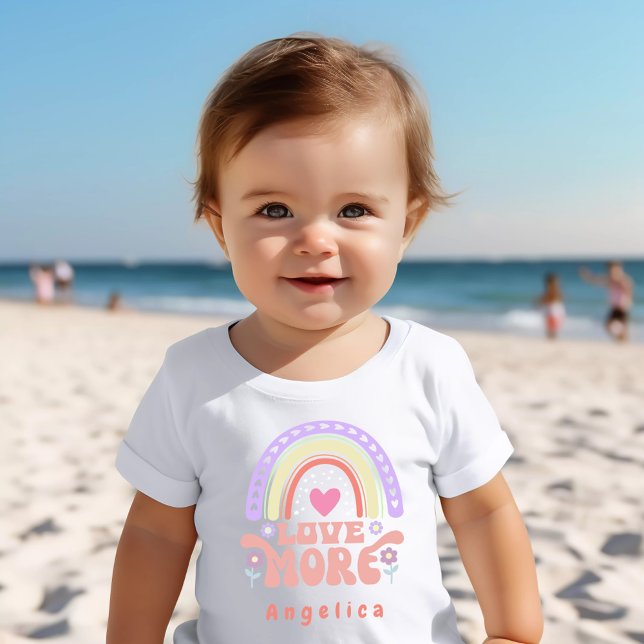 Camiseta Para Bebê Nome do Peach "Love more" (Criador carregado)