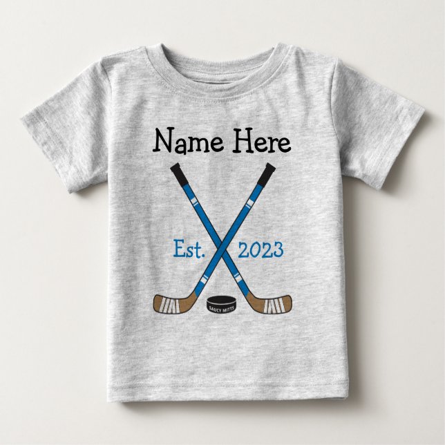 Camiseta Para Bebê Nome personalizado do bebê de hóquei Azul Nascer d (Frente)