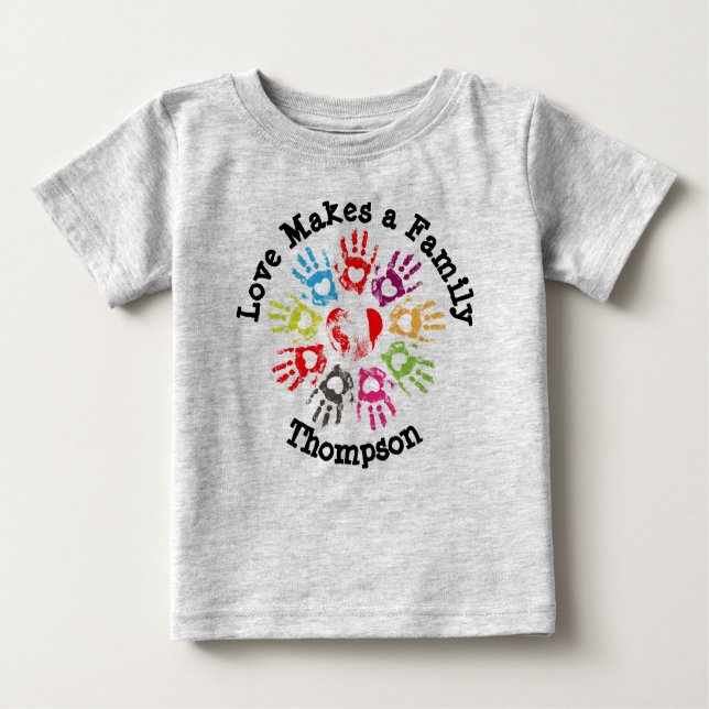 Camiseta Para Bebê O amor faz uma família - adopção da parentalidade (Frente)